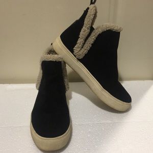 Lexi & Abbie women Marni Faux suede/fur slip on sneaker ankle bootie shoe size 7